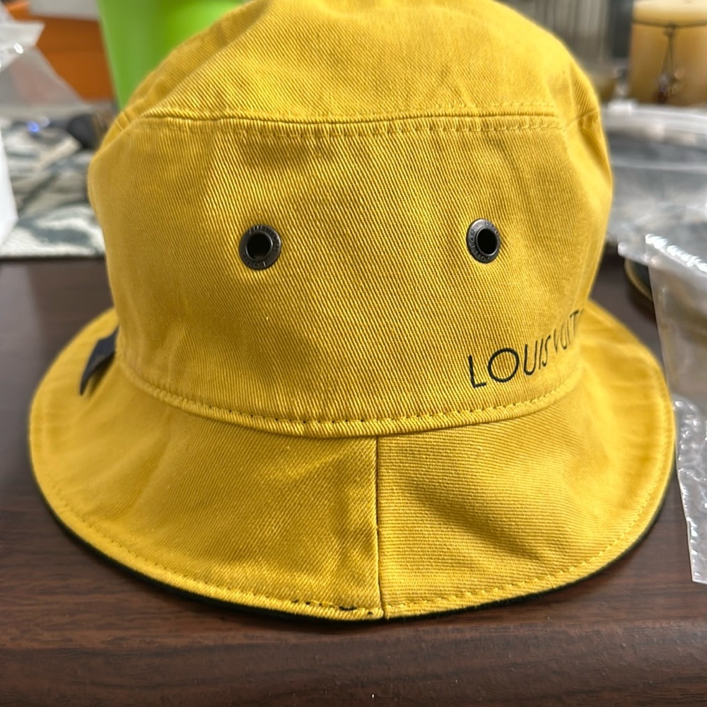 BUCKET HAT BLACK /YELLOW